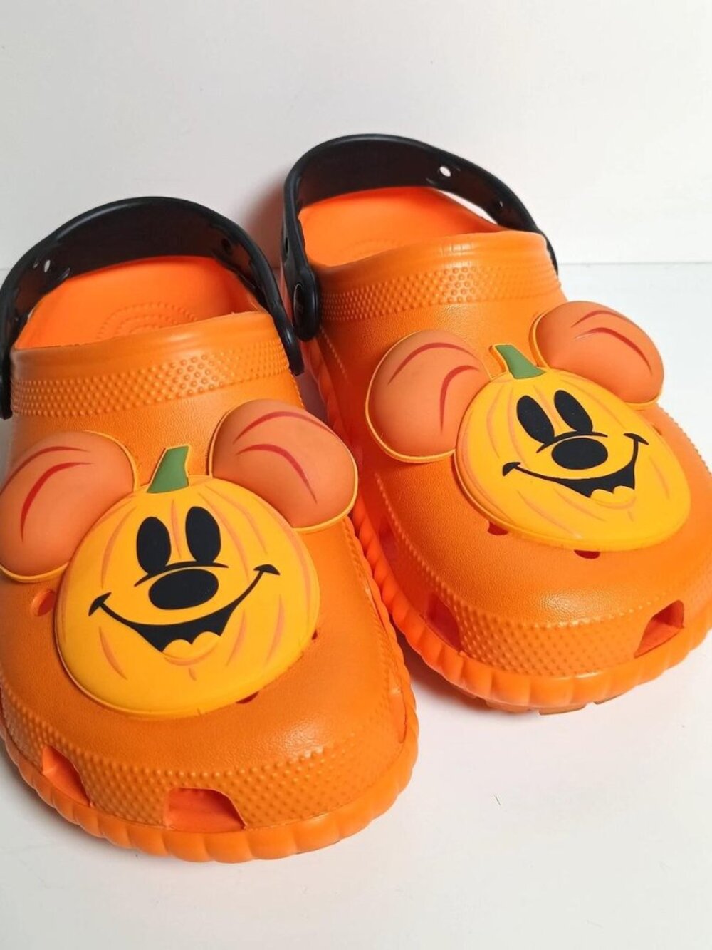 Disney Parks Crocs Mickey Mouse Pumpkin Halloween Orange Shoes Mens 7 W 9